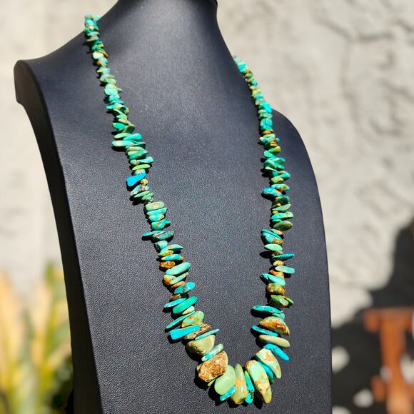 Vintage Jewelry - Vtg Royston Turquoise Necklace Blue Green Brown Graduated Nugget Chip Beaded